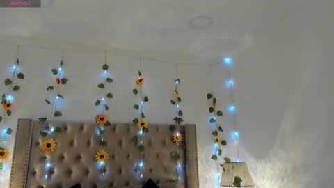 Snapshot of candiegilson__ chatting on September 2025 12:06:01 PM Candie online show from September 2025 12:06:01 PM