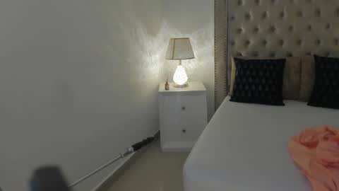 Snapshot of candiegilson__ chatting on November 2025 12:37:02 PM Candie online show from November 2025 12:37:02 PM