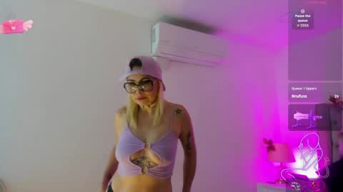Candie  online show from April 2026 12:43:01 PM