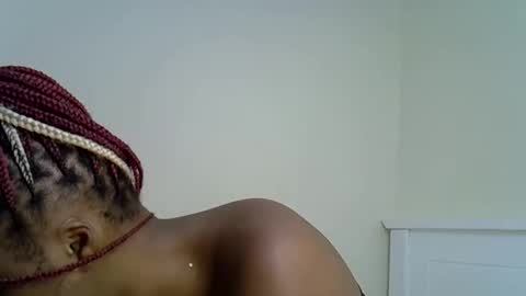 Snapshot of candiemaya chatting on May 2026 02:56:01 PM candiemaya online show from May 2026 02:56:01 PM