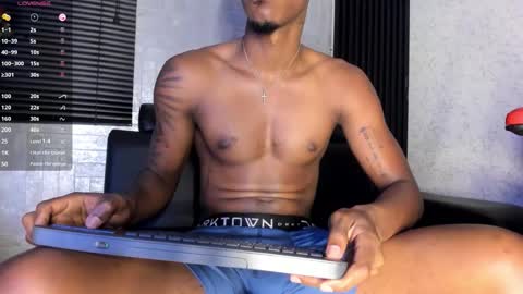 Snapshot of candresruiz chatting on October 2025 11:31:01 AM candresruiz online show from October 2025 11:31:01 AM