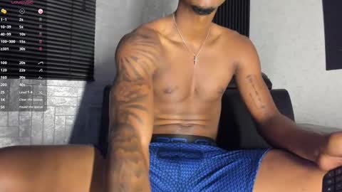 Snapshot of candresruiz chatting on November 2025 11:42:02 AM candresruiz online show from November 2025 11:42:02 AM