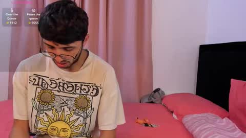 Candy online show from December 2025 03:02:02 AM