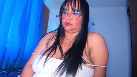 Candy  Brown online show from May 2026 02:01:02 PM