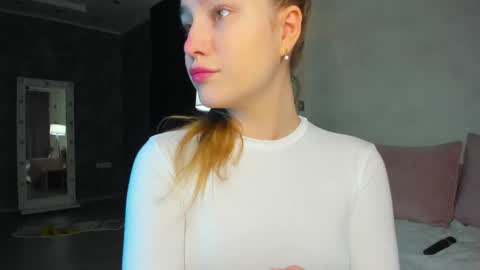 Candy online show from February 2026 09:28:02 AM