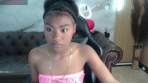 Snapshot of candy_ebony_tf chatting on February 2026 11:42:01 AM candy online show from February 2026 11:42:01 AM