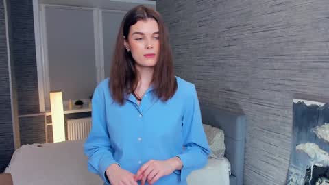 Flora online show from January 2025 07:15:01 PM