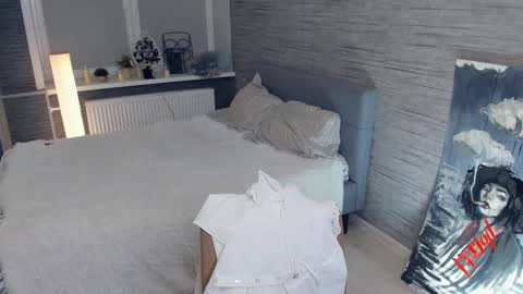 Flora online show from February 2025 03:08:02 AM