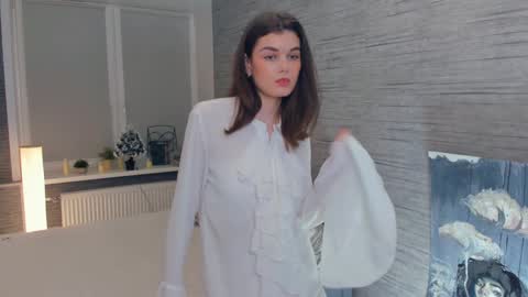 Flora online show from February 2025 07:13:01 PM