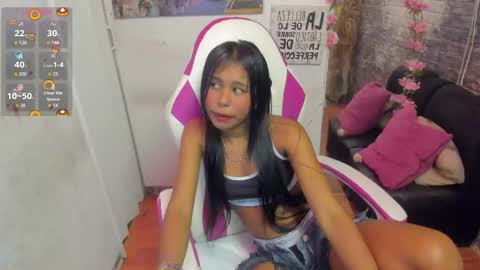 Snapshot of candy_kiss__ chatting on May 2026 08:50:02 PM candy_kiss__ online show from May 2026 08:50:02 PM