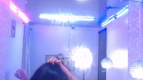 Candy online show from January 2025 12:22:02 AM