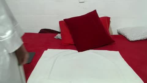 candy online show from October 2025 01:55:02 AM