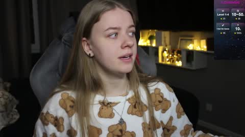 Snapshot of candy_meggie chatting on January 2025 05:01:01 PM Megan online show from January 2025 05:01:01 PM