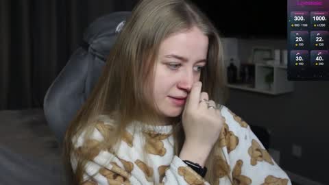 Snapshot of candy_meggie chatting on January 2025 05:39:01 PM Megan online show from January 2025 05:39:01 PM