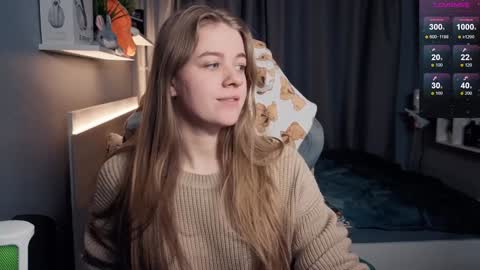 Snapshot of candy_meggie chatting on February 2025 04:44:01 PM Megan online show from February 2025 04:44:01 PM