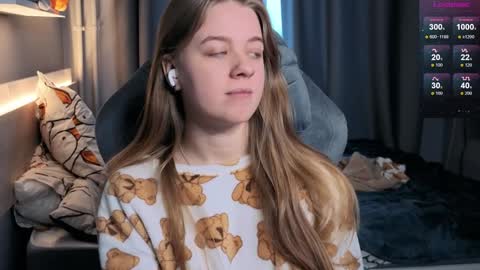 Snapshot of candy_meggie chatting on February 2025 01:40:02 PM Megan online show from February 2025 01:40:02 PM