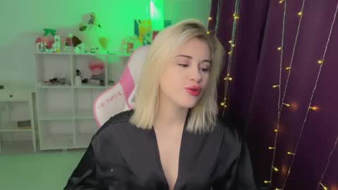 You can call me HH online show from December 2025 05:39:02 PM