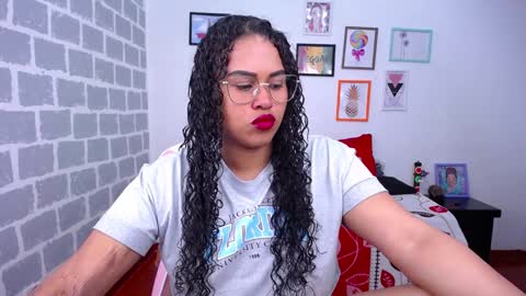 Snapshot of candyhot_sex chatting on January 2025 03:20:02 AM Karen online show from January 2025 03:20:02 AM