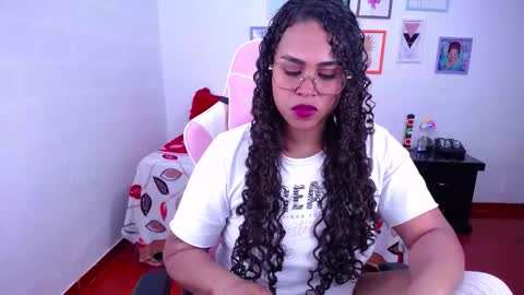 Karen online show from February 2026 05:11:02 AM