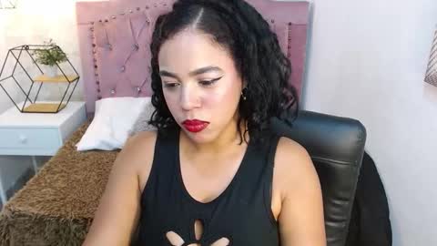 Snapshot of candyhot_tk chatting on October 2025 03:17:01 AM candy online show from October 2025 03:17:01 AM