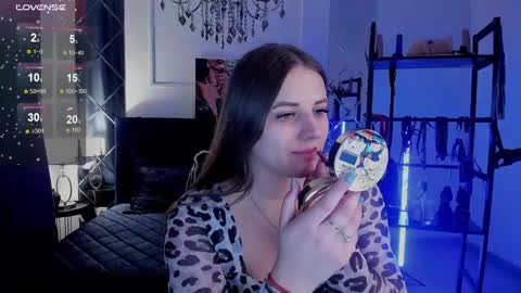 Sofia online show from February 2025 01:20:01 AM