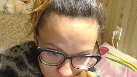 say meow and send tip  online show from December 2024 11:54:02 AM