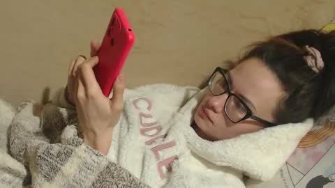 say meow and send tip  online show from March 2025 06:43:02 PM