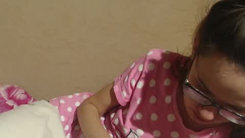 say meow and send tip  online show from March 2025 04:57:01 PM