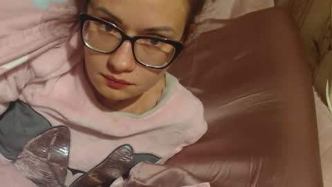 say meow and send tip  online show from October 2025 09:16:01 PM