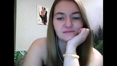 Snapshot of candyolime chatting on March 2025 09:04:02 PM Daisy online show from March 2025 09:04:02 PM