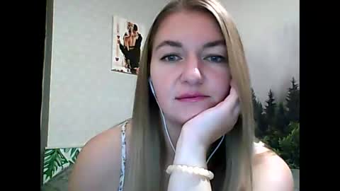 Snapshot of candyolime chatting on October 2025 09:26:02 PM Daisy online show from October 2025 09:26:02 PM