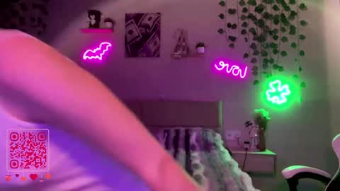 Candy online show from May 2026 08:54:01 AM