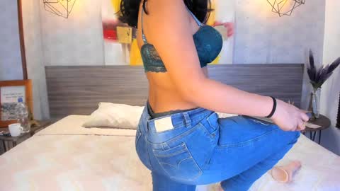 Candys Victoria online show from February 2025 05:03:02 AM