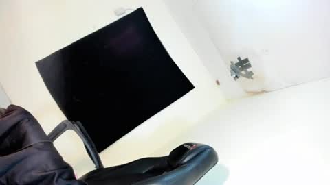 candyssluttt online show from July 2026 01:15:01 PM