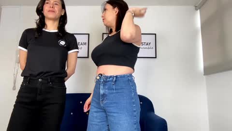 Snapshot of candyxtreo chatting on September 2025 04:12:02 PM Gabriela K girl online show from September 2025 04:12:02 PM