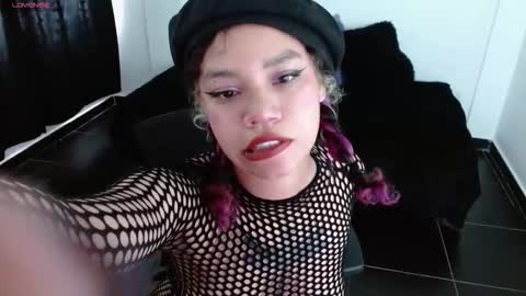 canela_s1 online show from March 2026 04:47:01 PM