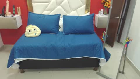 Canela online show from September 2025 03:34:01 PM