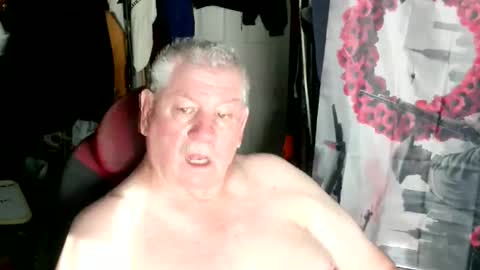 canoelicker69 online show from June 2026 12:43:01 PM