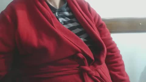 Snapshot of capitanfuturo44 chatting on December 2024 02:06:01 PM Cinzia ex regina online show from December 2024 02:06:01 PM