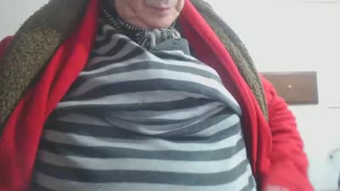 Snapshot of capitanfuturo44 chatting on February 2025 09:22:02 AM Cinzia ex regina online show from February 2025 09:22:02 AM