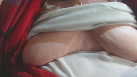 Cinzia  ex regina  online show from April 2026 01:21:01 PM