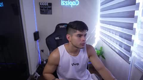 Snapshot of capizzi_ chatting on February 2026 07:31:01 PM David Capizzi online show from February 2026 07:31:01 PM