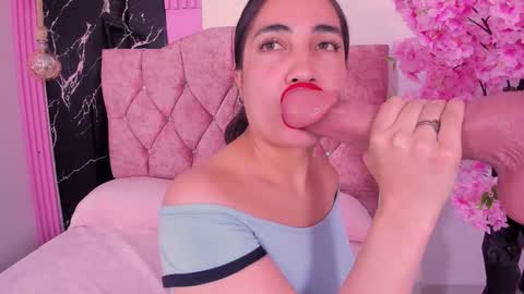 Snapshot of capricornio_16 chatting on October 2025 05:17:02 AM CAPRICORNIO online show from October 2025 05:17:02 AM