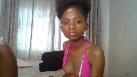 Snapshot of carababey chatting on February 2025 08:25:02 AM carababey online show from February 2025 08:25:02 AM