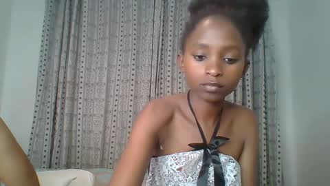 Snapshot of carababey chatting on February 2025 03:04:02 AM carababey online show from February 2025 03:04:02 AM