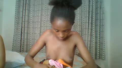 Snapshot of carababey chatting on February 2025 11:56:02 PM carababey online show from February 2025 11:56:02 PM