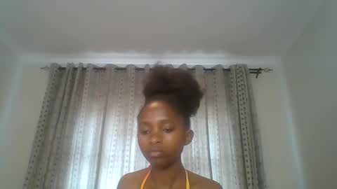 Snapshot of carababey chatting on March 2025 08:24:02 AM carababey online show from March 2025 08:24:02 AM