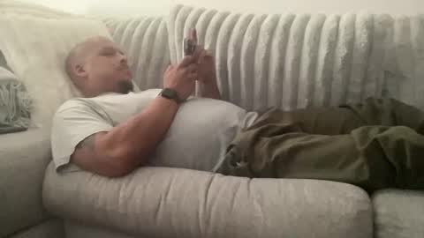 Snapshot of caramelizedzeus chatting on November 2025 06:06:02 PM caramelizedzeus online show from November 2025 06:06:02 PM