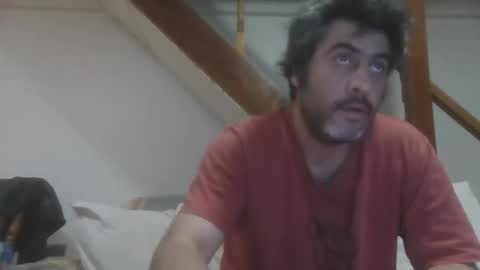 Snapshot of caravibugue chatting on November 2025 05:35:02 AM caravibugue online show from November 2025 05:35:02 AM