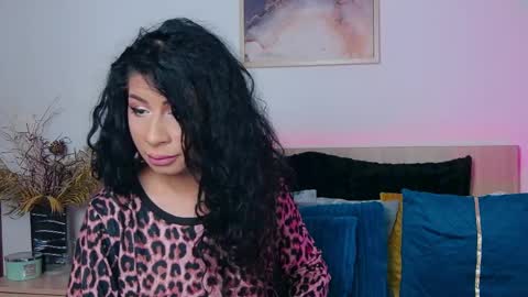 Snapshot of cardi_sin chatting on April 2026 08:01:01 AM cardi_sin online show from April 2026 08:01:01 AM